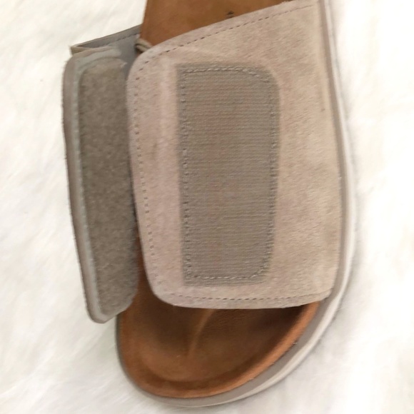 Zara Men\'s Beige Flip Flop Size 41/10 main image 5